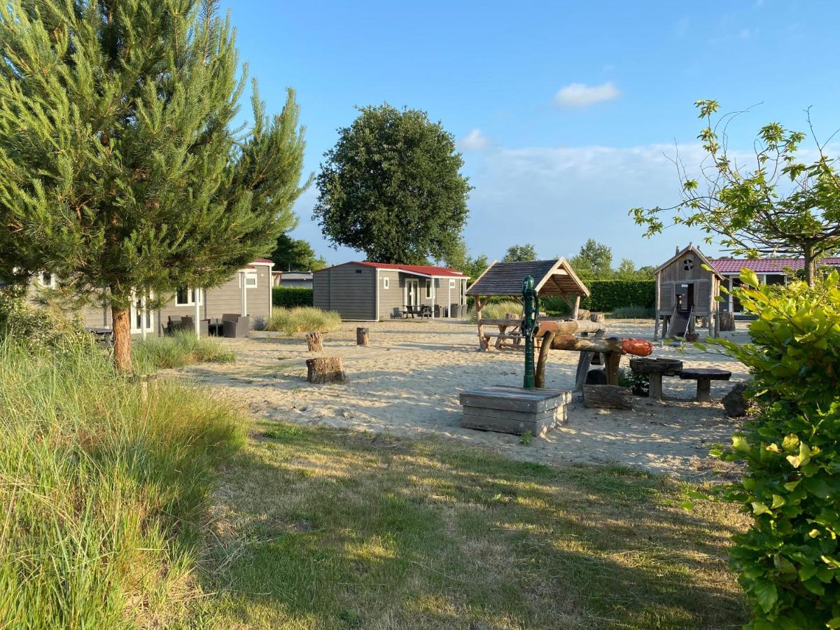 فندق هوليداي بارك داينهوفه Udenhout المظهر الخارجي الصورة