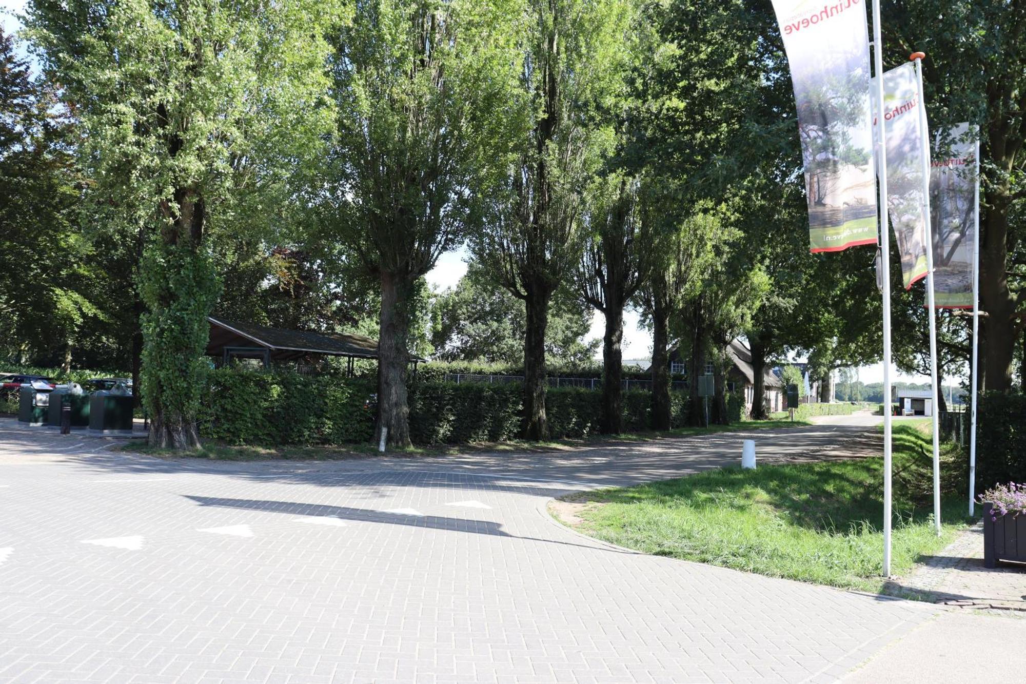 فندق هوليداي بارك داينهوفه Udenhout المظهر الخارجي الصورة